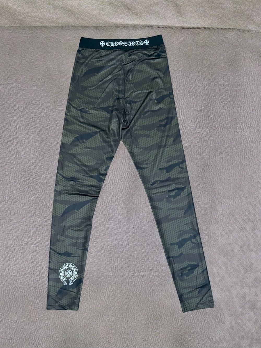 Size S Chrome Heart Camo Leggings with Logo